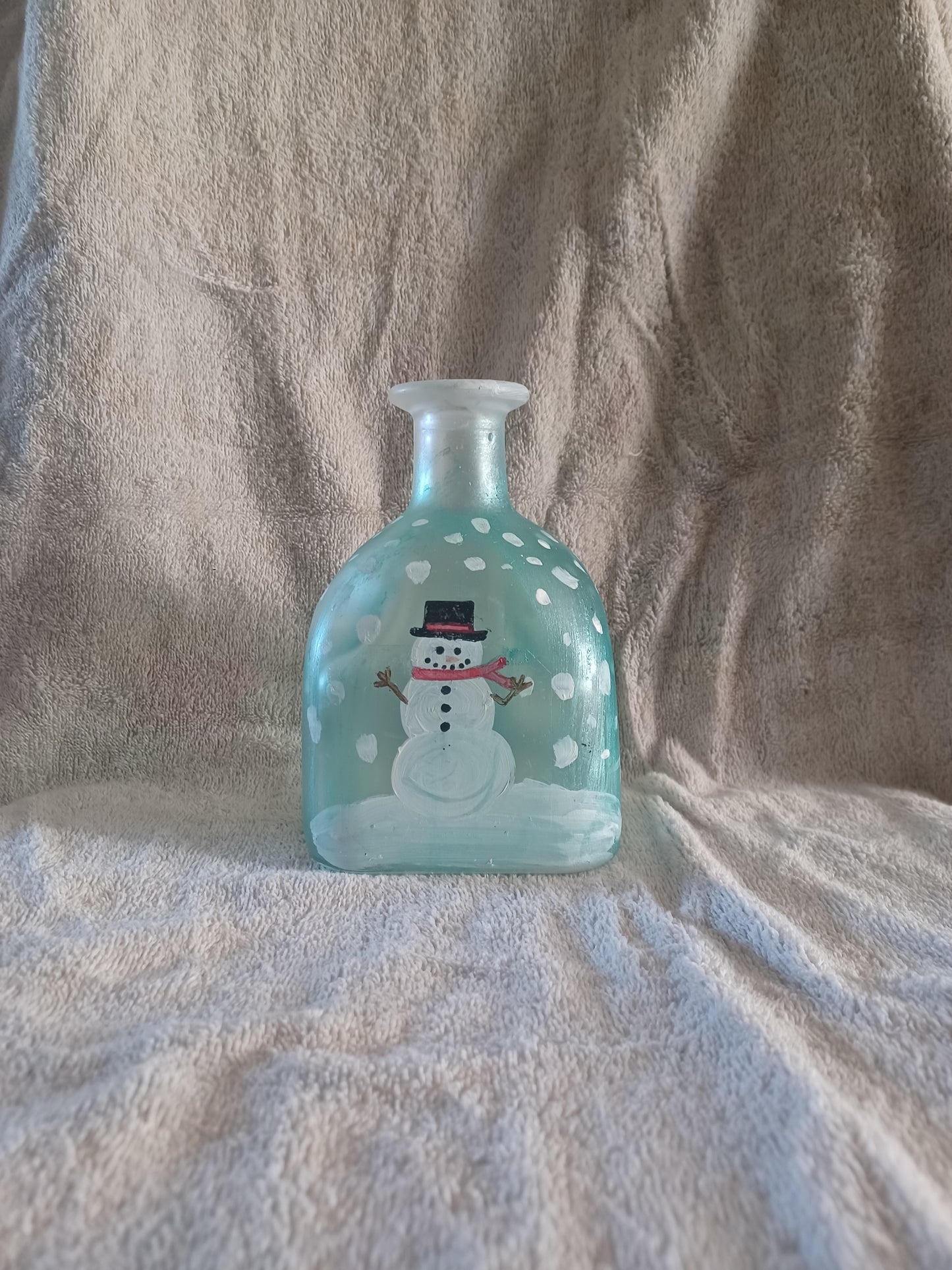 Glass bottle w/ snowman, bath salt & fairy lights