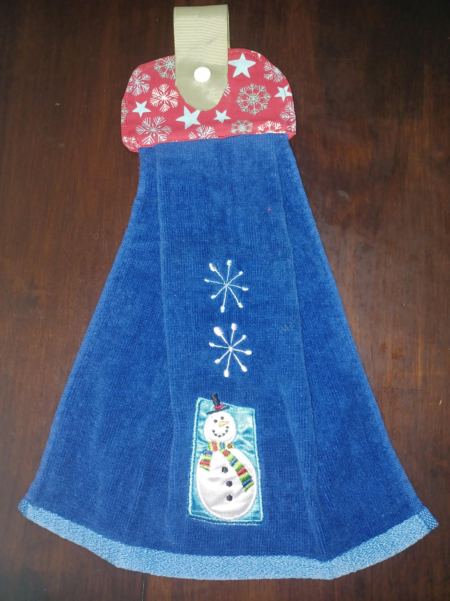 Small hanging kitchen towel