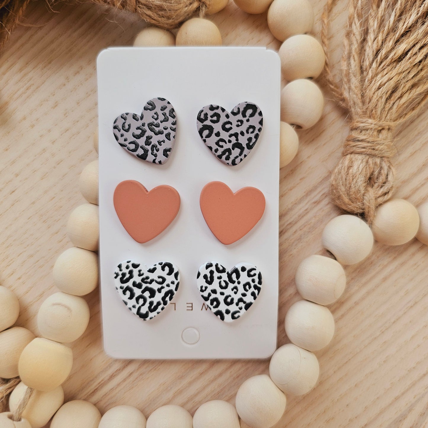 Acrylic heart earrings set of 3 (Cheetah White)