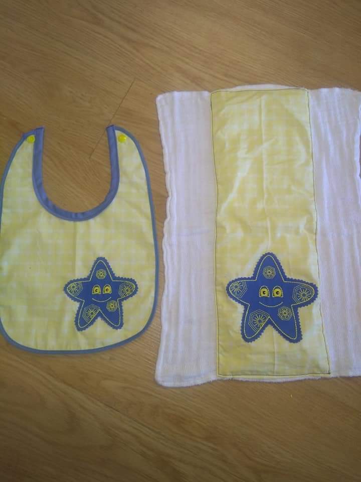 Bib & Burp cloth set