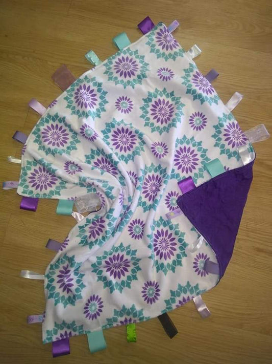 Purple Flower Lg Tag blanket