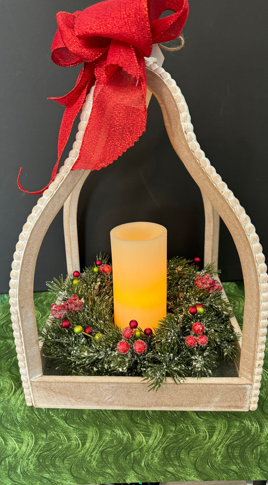 Centerpiece with faux candle