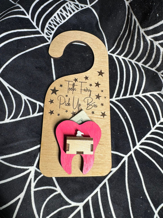 Wooden Door Hanger- Tooth Fairy