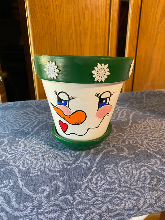 Snowman face pot (green)