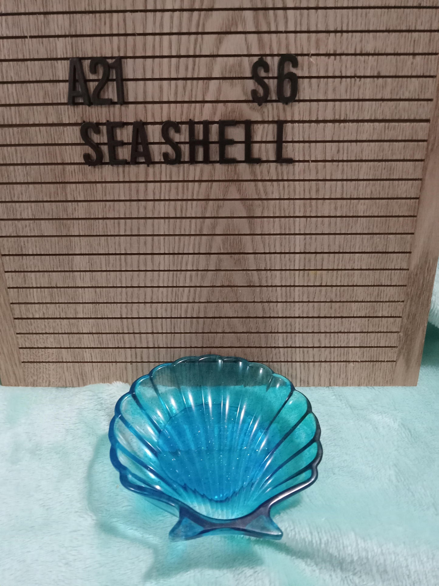 Resin Seashell Soap Dish